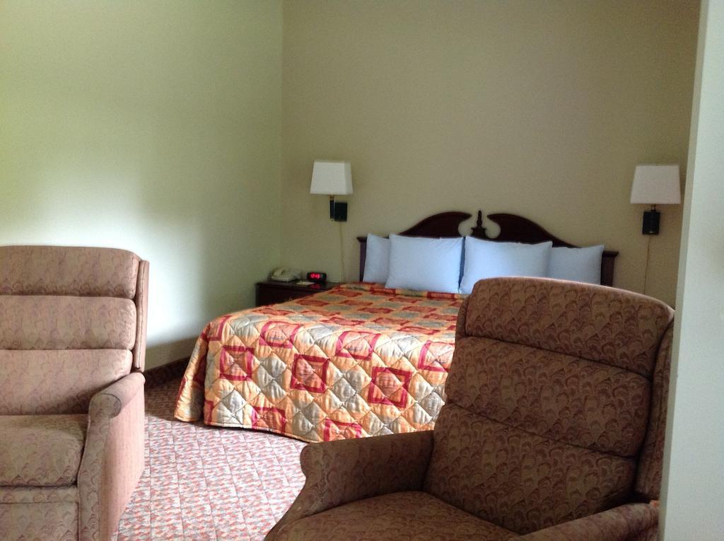 Days Inn - Chapel Hill Szoba fotó